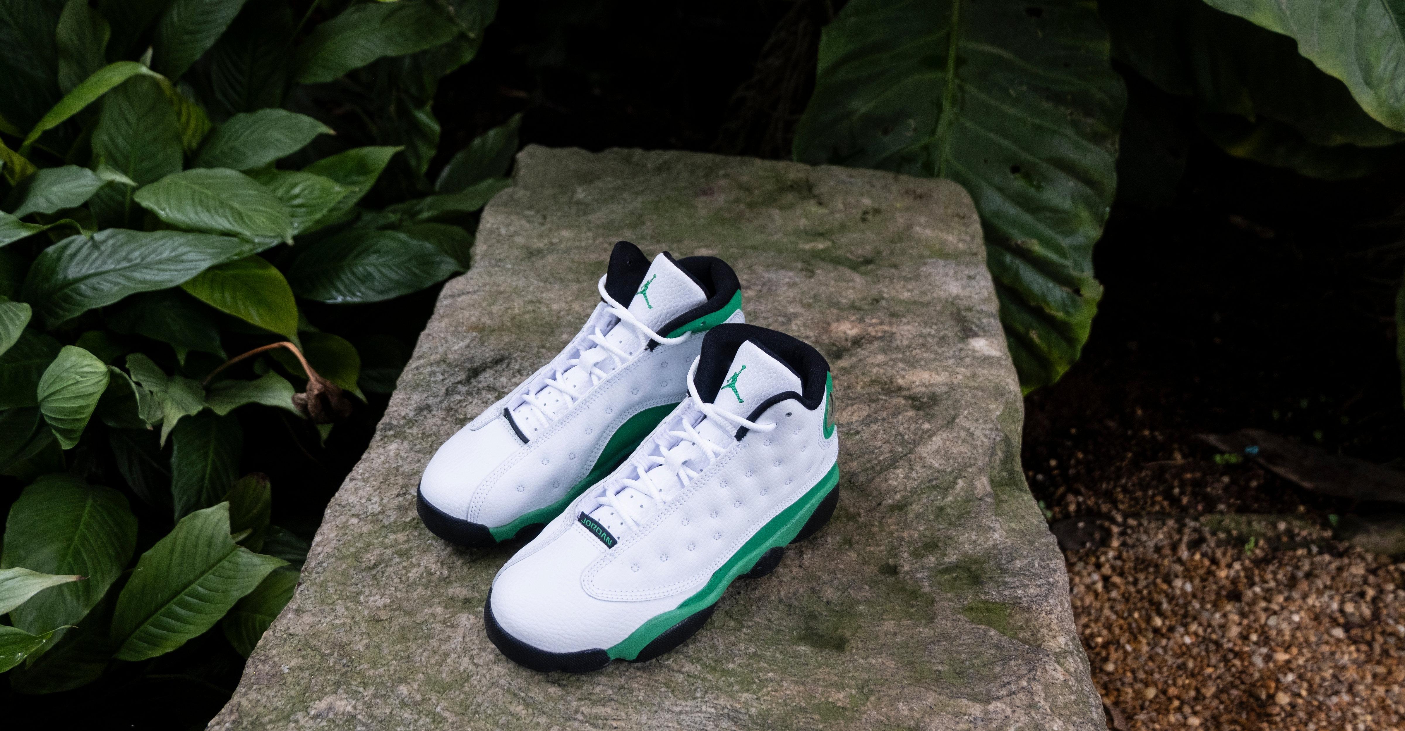 Retro 13 clearance green and white